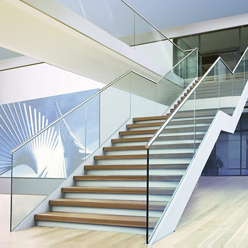 Перила, сталь и стекло