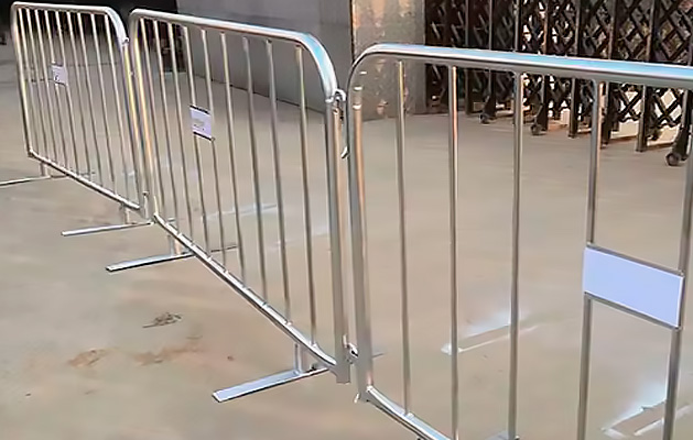 Мобильные ограждения из нержавеющей стали на заказ