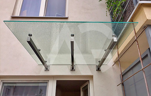 козырьки и навесы из нержавеющей стали и стекла