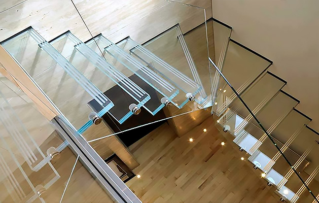 козырьки и навесы из нержавеющей стали и стекла