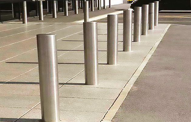 козырьки и навесы из нержавеющей стали и стекла