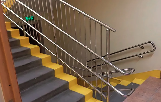Перила и ограждения из нержавеющей стали для детских учреждений